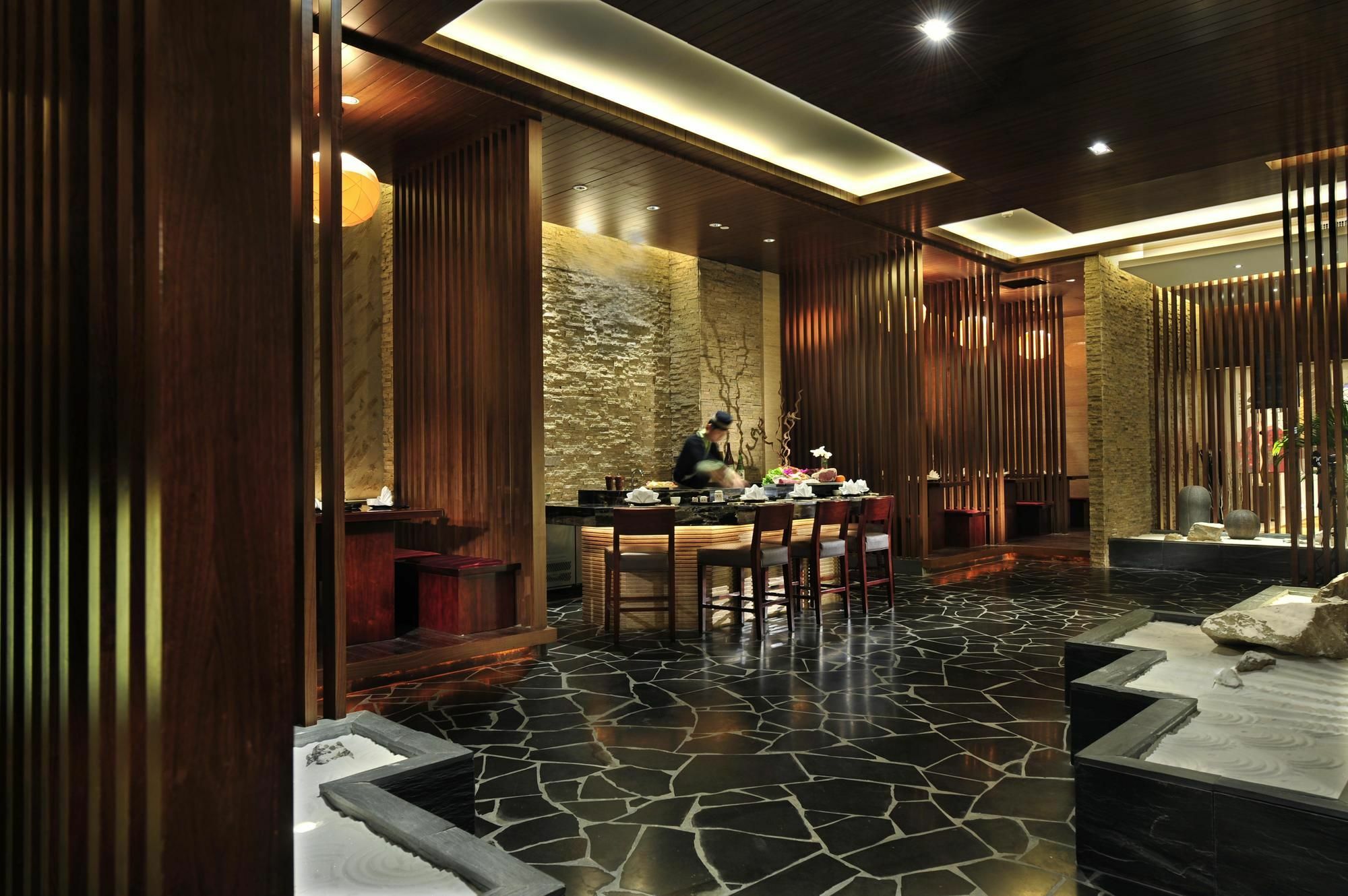 Hotel Sofitel Ningbo Esterno foto