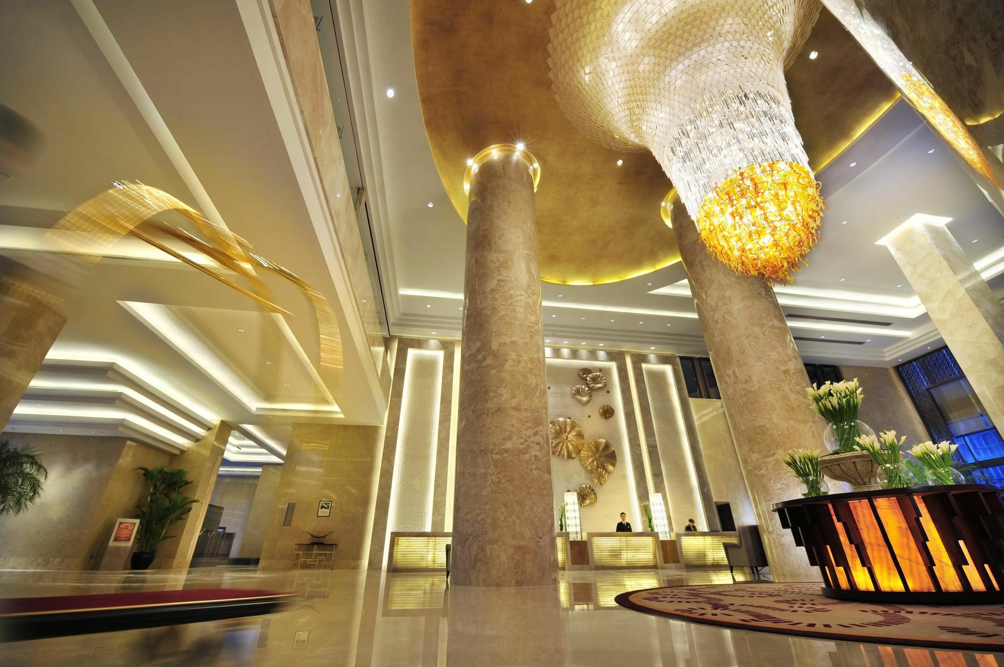 Hotel Sofitel Ningbo Esterno foto