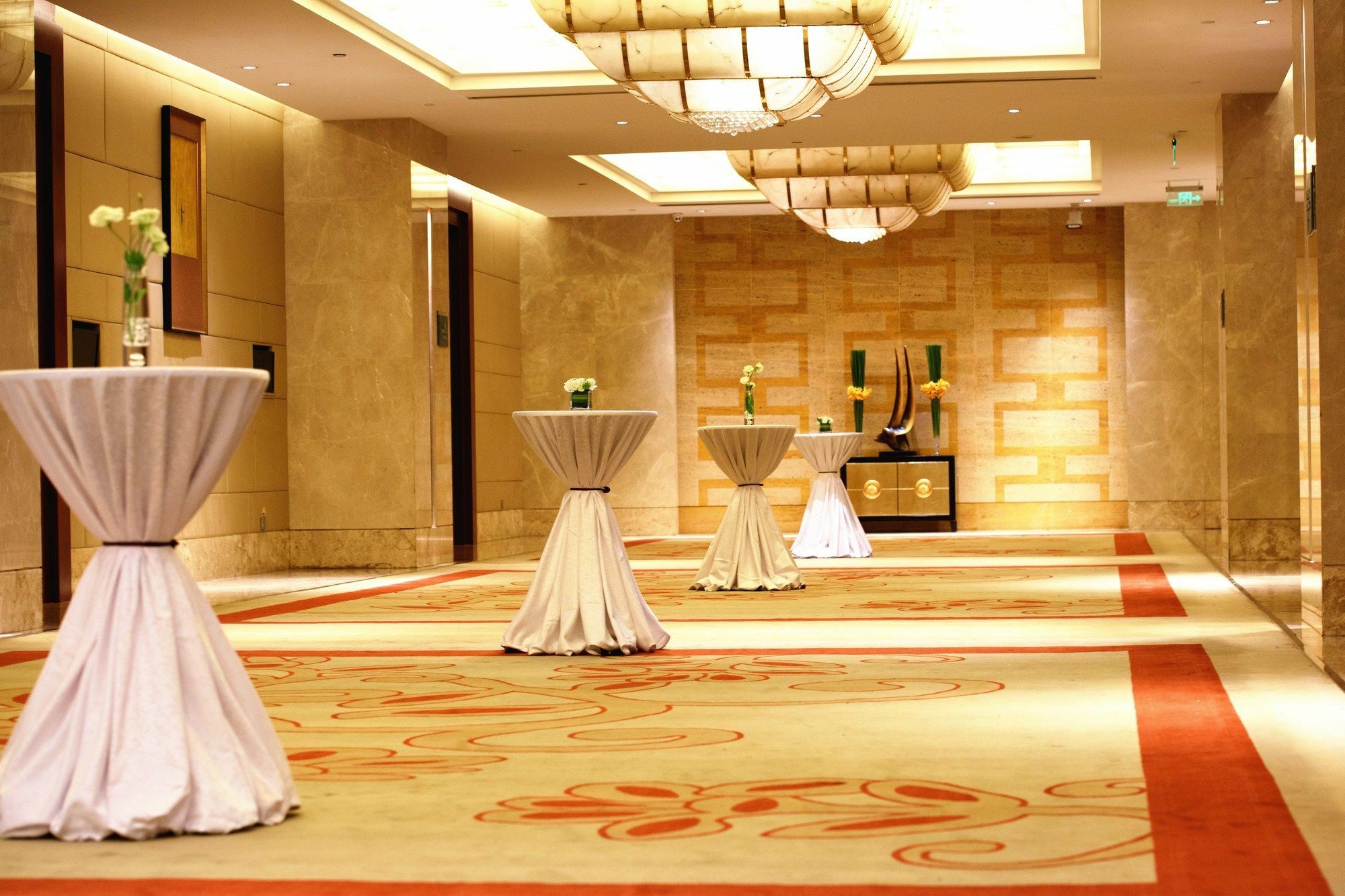 Hotel Sofitel Ningbo Esterno foto